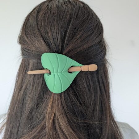 Mystical Leaf Hairpin for Fantasy Hairstyles – Nature-Inspired Hair Stick for Elven Looks, Forest Witch Vibes & Woodland Costumes
